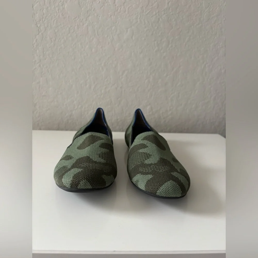 Rothy’s Olive Camo loafer Size 9
